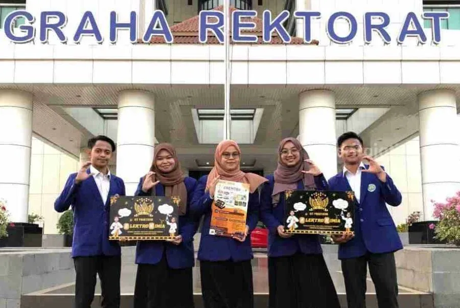 Mahasiswa UM Ciptakan Inovasi Chemtro: Media Edukasi Berkombinasi Kearifan Lokal dan Teknologi