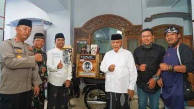 Tiba di Safari Subuh ke-129, Bupati Sanusi Ajak Makmurkan Masjid untuk Bentengi Generasi Muda dari Gempuran Smartphone