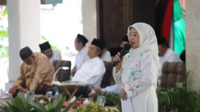 Wabup Malang Lathifah Shohib Hadiri Pengajian IKAPPMM: “Pesantren Benteng Moral Bangsa”
